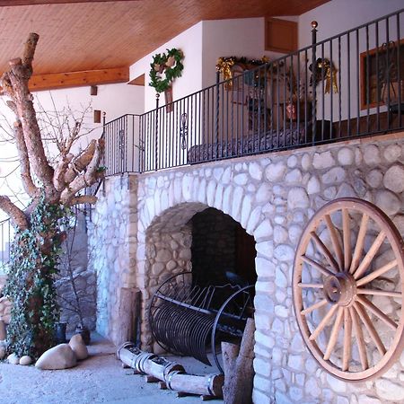 Casa Rural La Vall del Cadi La Seu d'Urgell Exterior foto