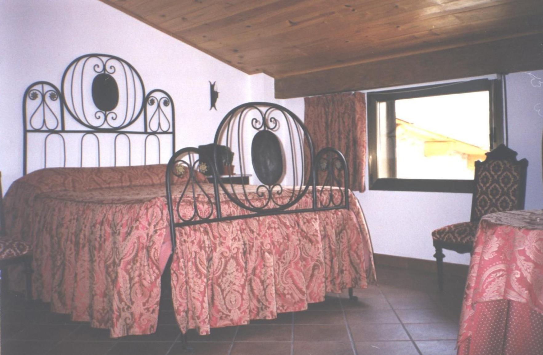 Casa Rural La Vall del Cadi La Seu d'Urgell Exterior foto